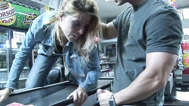 No Hands Blowjob video