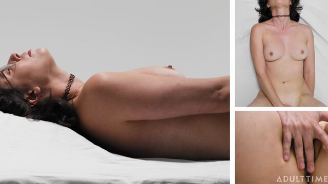 Natural Tits porn with pretty Casey Calvert