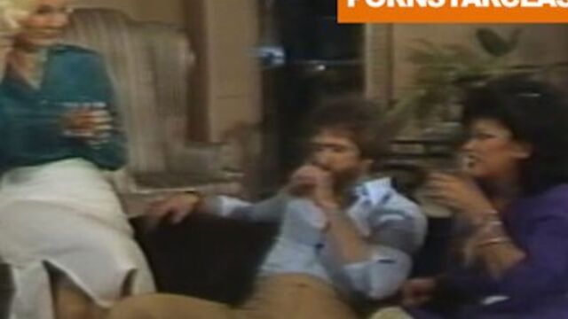 Retro porn with tempting Seka and Vanessa Del Rio from Grab