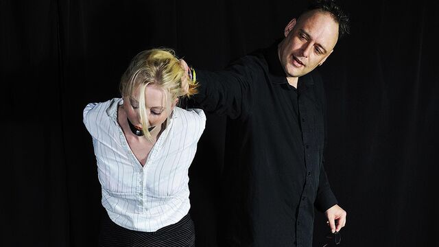 Submissive movie with gorgeous Weekay White