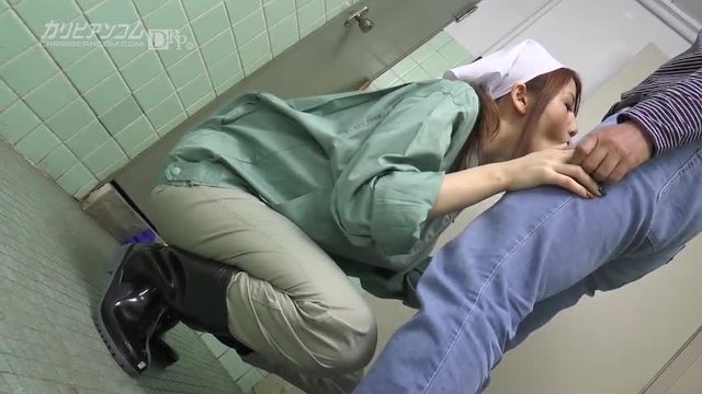 Handjob sex with sexy Maki and Maki Koizumi