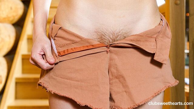 Young (18+) bang with horny Mila Von