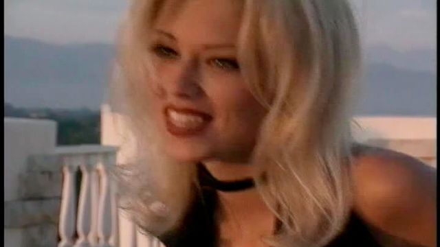 Handjob sex with horny Jenna Jameson