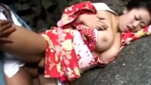 Outdoor movie with pretty Geisha from Grab