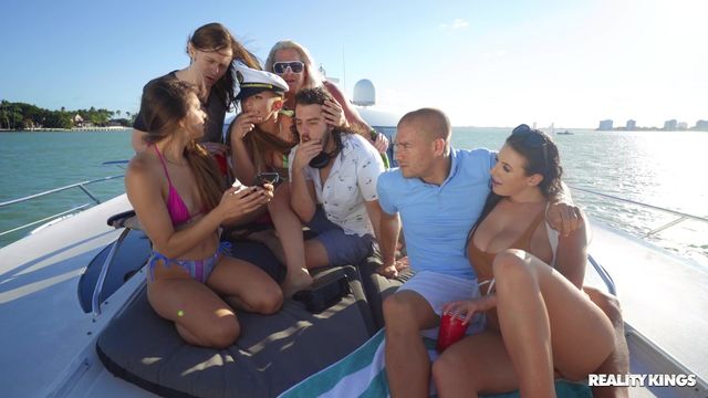 Milf smut with awesome Angela White and Sofie Reyez