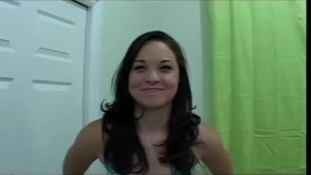 Pornstar action with gorgeous Leenuh Rae from Grab