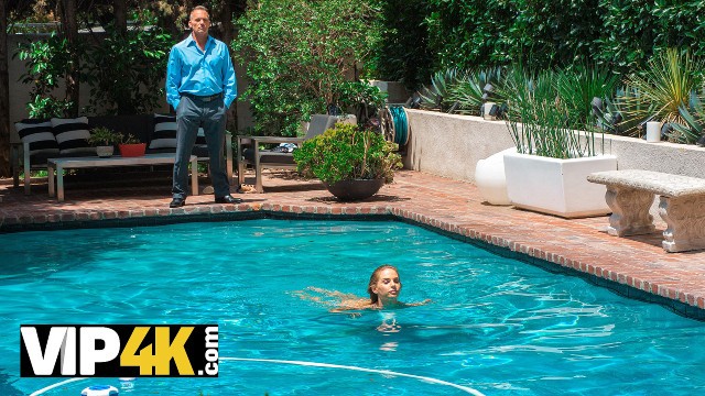 Old Man sex with horny Summer Day and Sydney Cole from Grab