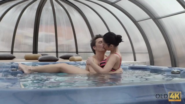 Old scene with gorgeous Colleen from Grab