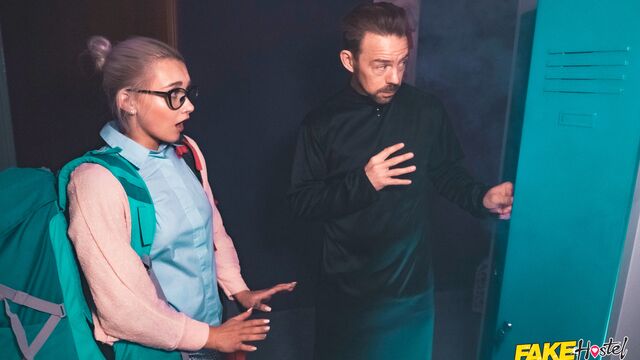 Legs On Shoulders action with prefect Marilyn Sugar