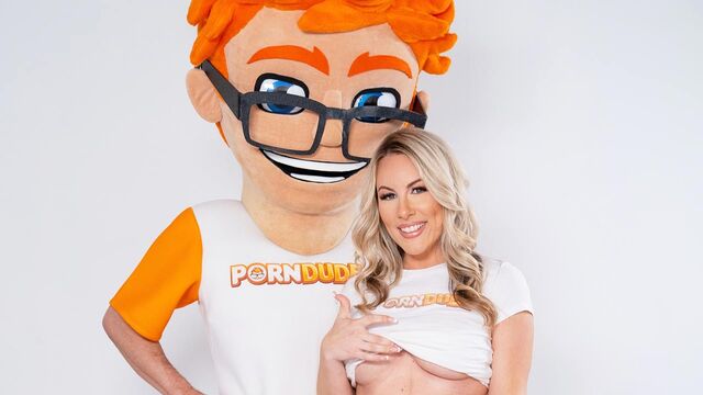 Missionary video with sexy Bunny Madison