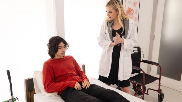 Deep Throat scene with gorgeous Lindsey Lakes