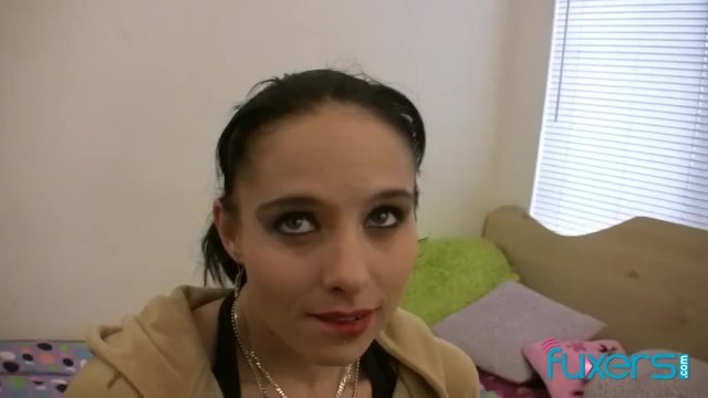 Perky Tits sex with seductive Bridgette Powell from Grab