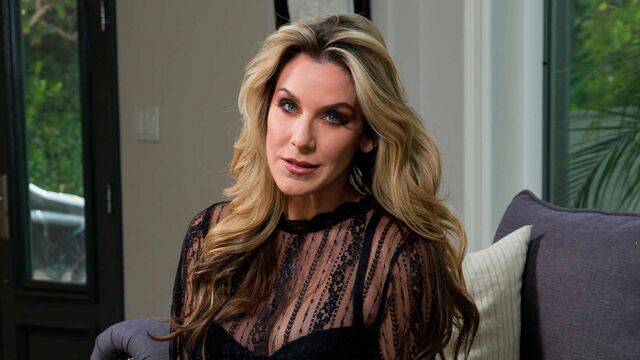 Milf smut with sexy Kayla Paige