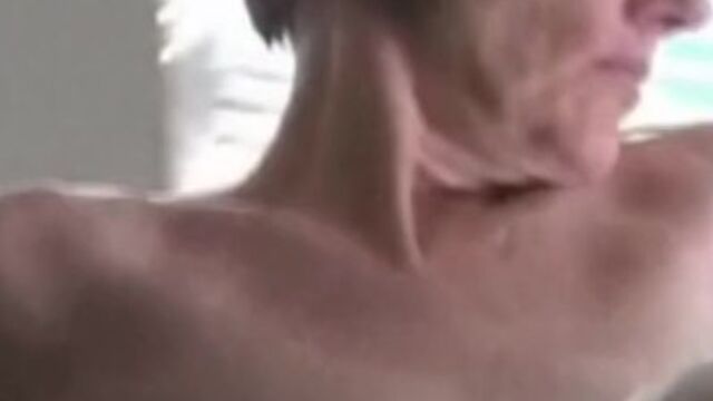 Blonde movie from Grab