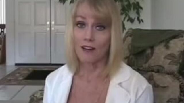 Pornstar smut with gorgeous Melanie Skyy