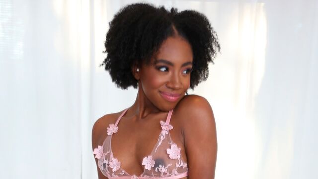 Doggystyle action with hot Amari Anne