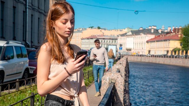 Legs On Shoulders video