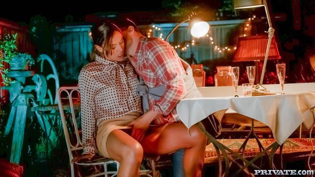 Deep Throat porn with sexy Alyssa Reece