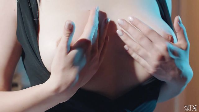 Shaved smut with pretty Jillean