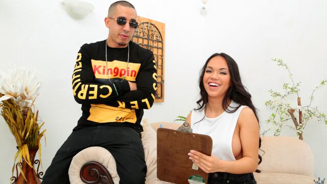 Perfect Body movie with pretty Emily Mena