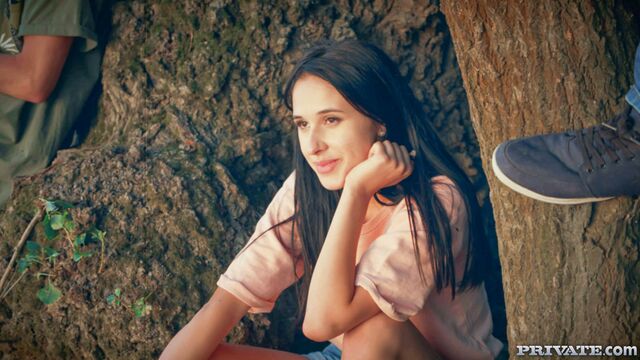 Reverse Cowgirl action with awesome Alyssa Bounty