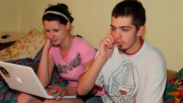 Brunette porn with seductive Mazy Teen