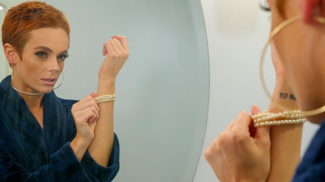 Firm Ass action with pretty Sidra Sage