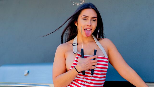 Stripping screw with horny Lilly Hall