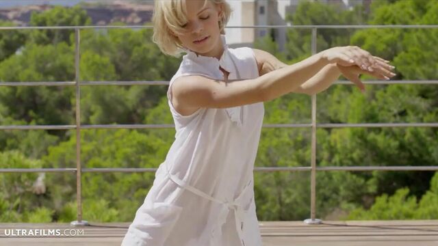 Short Hair movie with gorgeous Baby Dream