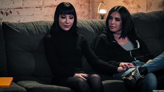 Medium Size Tits screw with passionate Casey Calvert and Charlotte Sartre