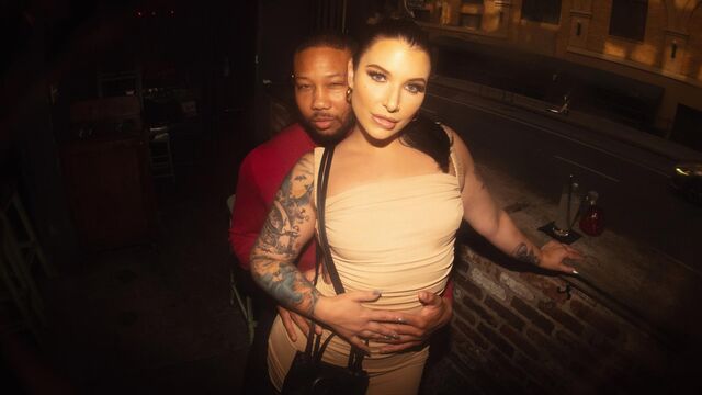 Long Legs scene with passionate Ivy Lebelle