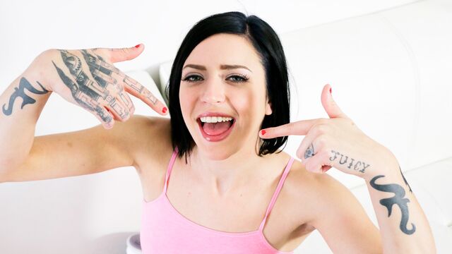 Oral sex with awesome Stevie Foxx