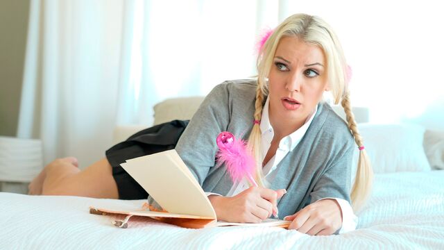 Cowgirl porn with awesome Jessica Ryan, Kenzie Taylor and Ziggy Star