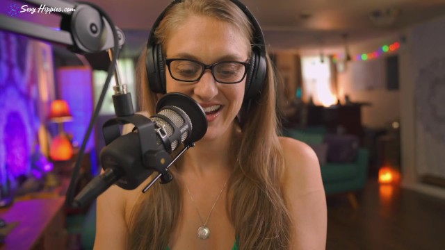 Asmr scene with awesome SexyHippies from Grab