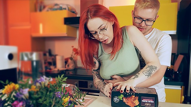 Doggystyle sex with sexy Toma Mur from Grab