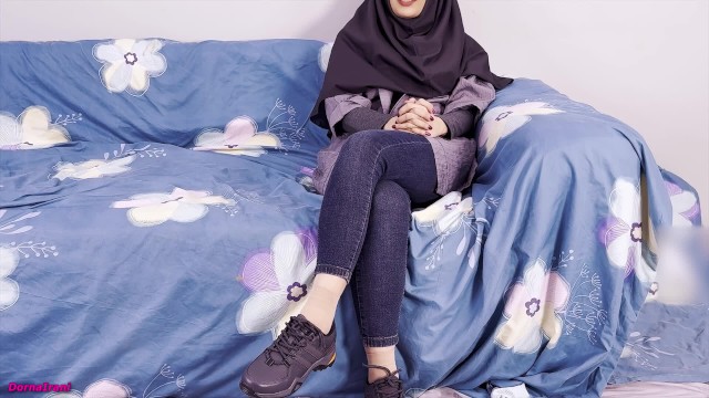 مکالمه فارسی bang with sexy Hashariirani and Dornairani from Grab