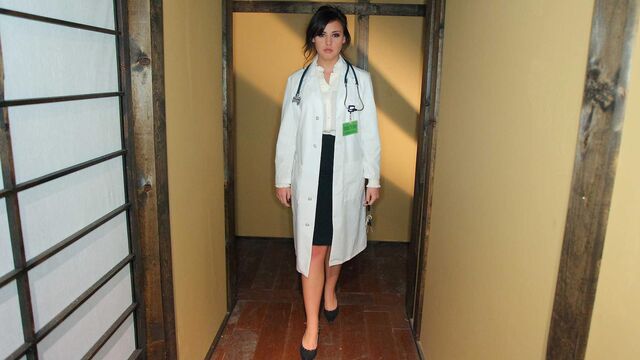 Cowgirl video with sexy Brooke Lee Adams