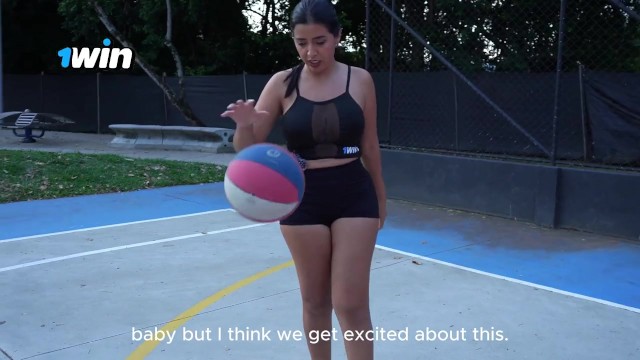 Female Orgasm scene with sexy Lina Henao