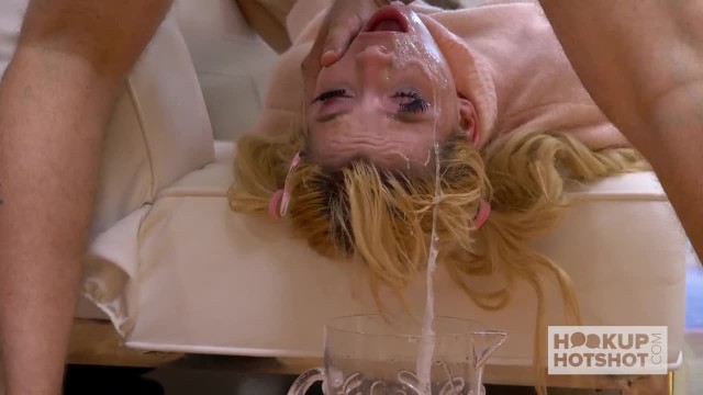 Daddy porn with pretty Bryan Gozzling and Kenzie Reeves from Grab