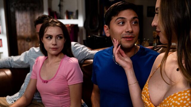 Double Blowjob action with tempting Melissa Stratton and Selena Love