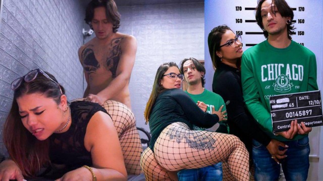 Big Ass porn with gorgeous Linda Clauss from Grab