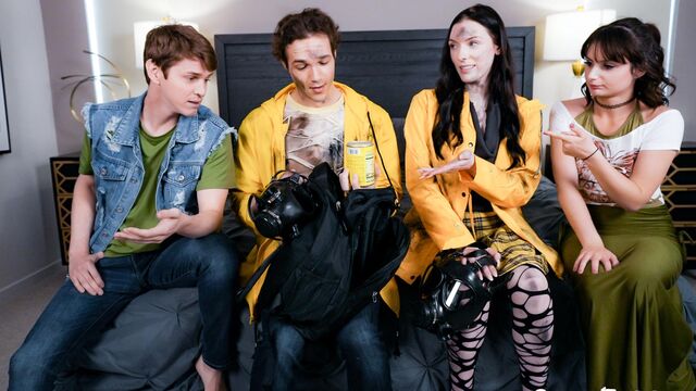 Teen (18+) bang with awesome Celestina Blooms and Evie Christian