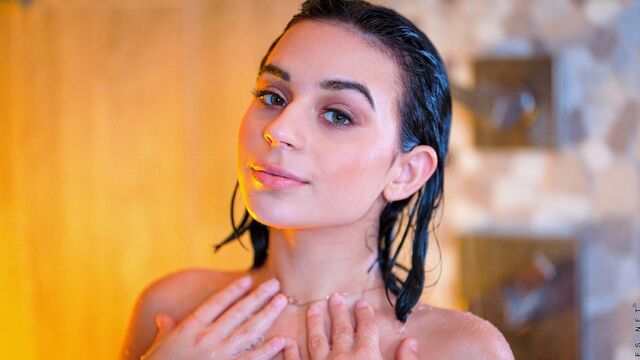 Natural Tits porn with hot Aria Valencia