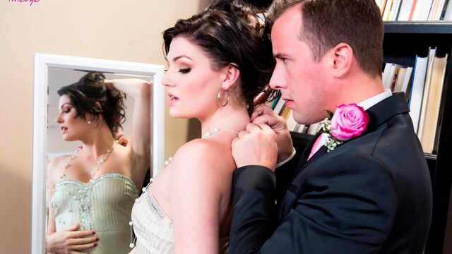 Cowgirl porn with sexy Jessica Rex