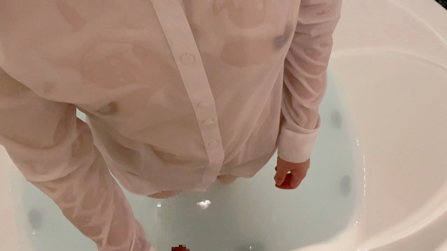 Oiled video with seductive tomoya699 from Grab