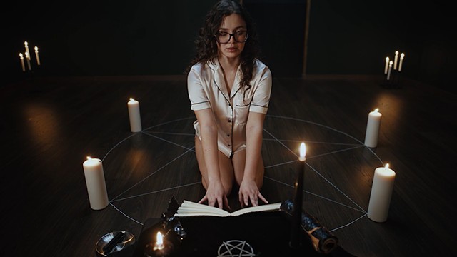 Demon Girl action with pretty Leana Lovings, Tiffany Tatum and Zazie Skymm