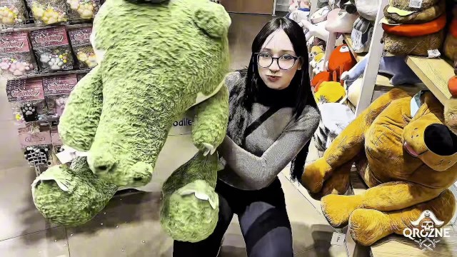 Interracial scene with seductive Amberzinha, ZNE STUDIOS and QroZne from Grab