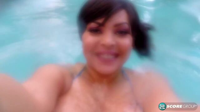 Masturbation scene with prefect Cat Bangles