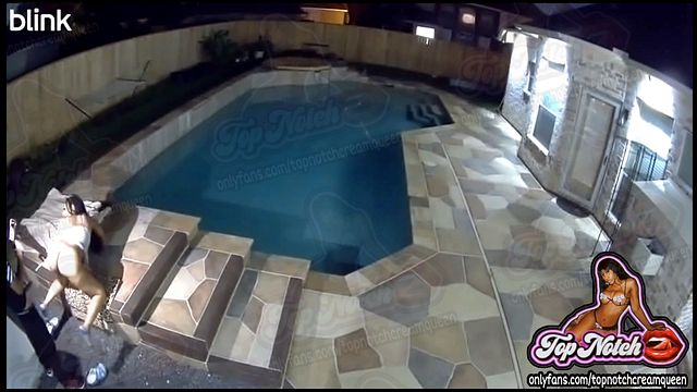 Caught Cheating porn with tempting TopNotchCreamQueen from Grab