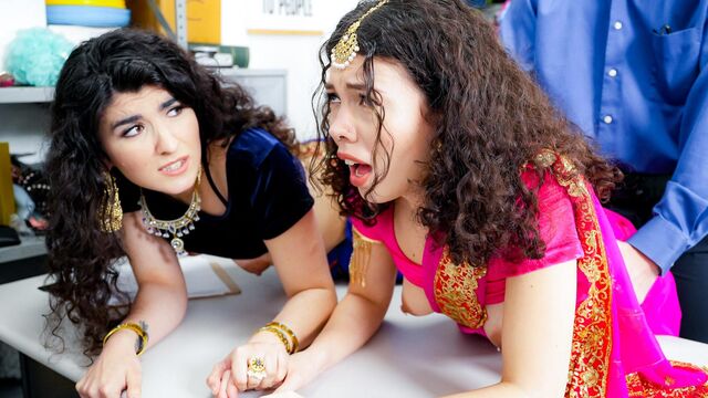 Blowjob porn with passionate Satine Summers and Nikki Slick